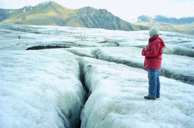 607 - Skaftafelljokull - Quelques pas dessus